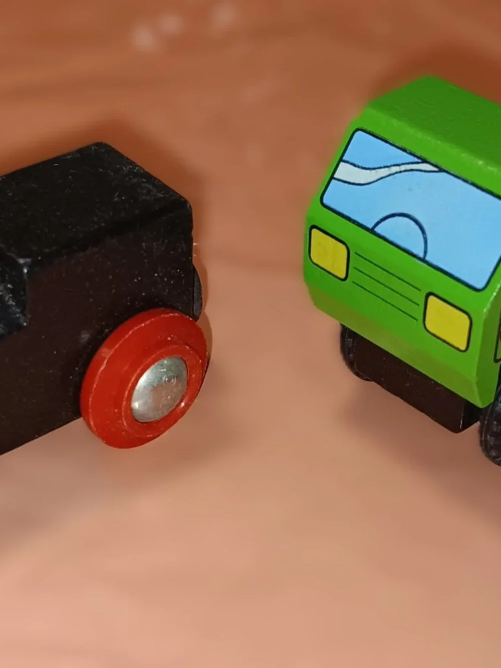 Brio Wooden Railway Train Track Engine Cargo Dumper Set of 10